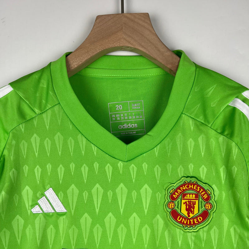 MANCHESTER UNITED GOLEIRO I 23/24 CHILDREN'S SET